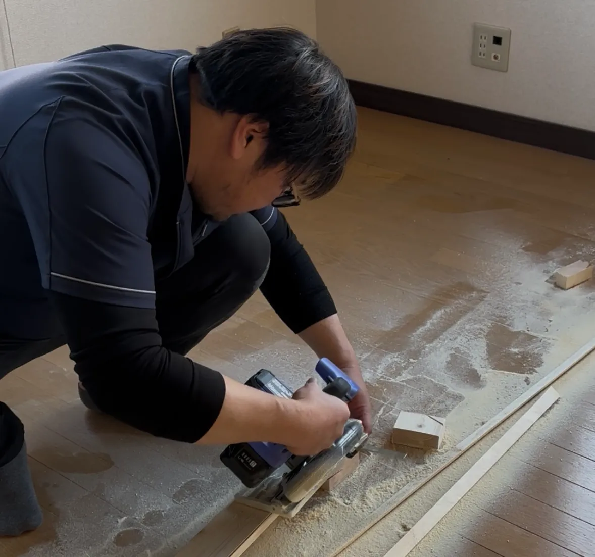 【DIY】岐阜市にある西岐阜ヒカリノ接骨院・整体院の内装がオシャレに！！？